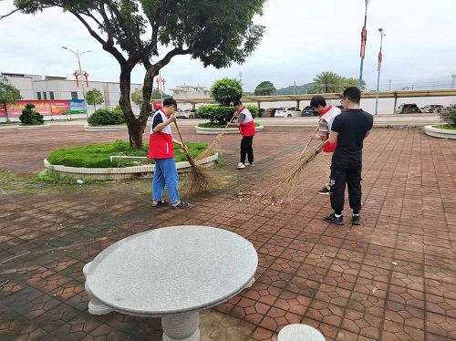 a7f793865484192bfc0a4b2a15955175.jpg 東埔人居環(huán)境整治3.jpg